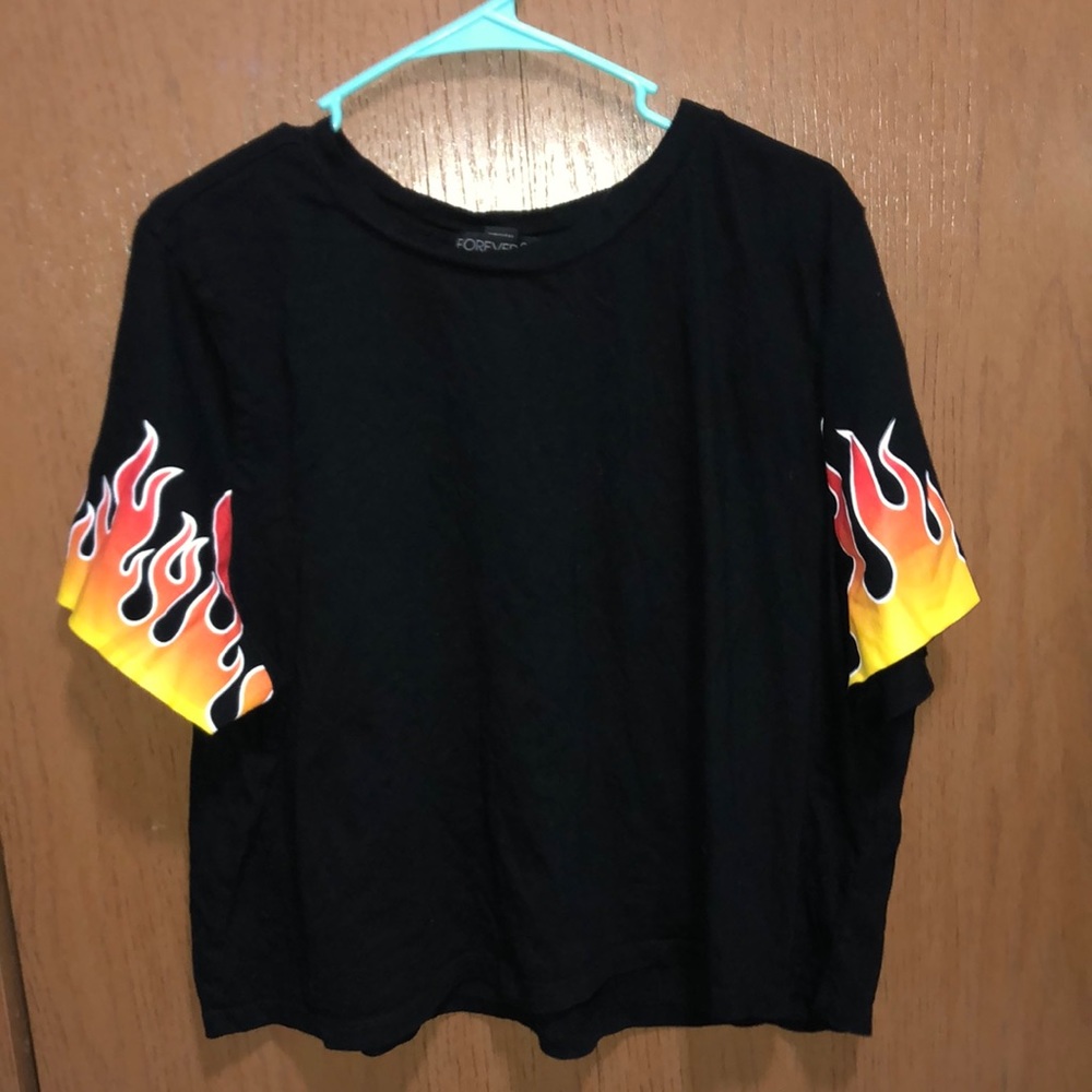 🔥 Forever 21 crop top🔥